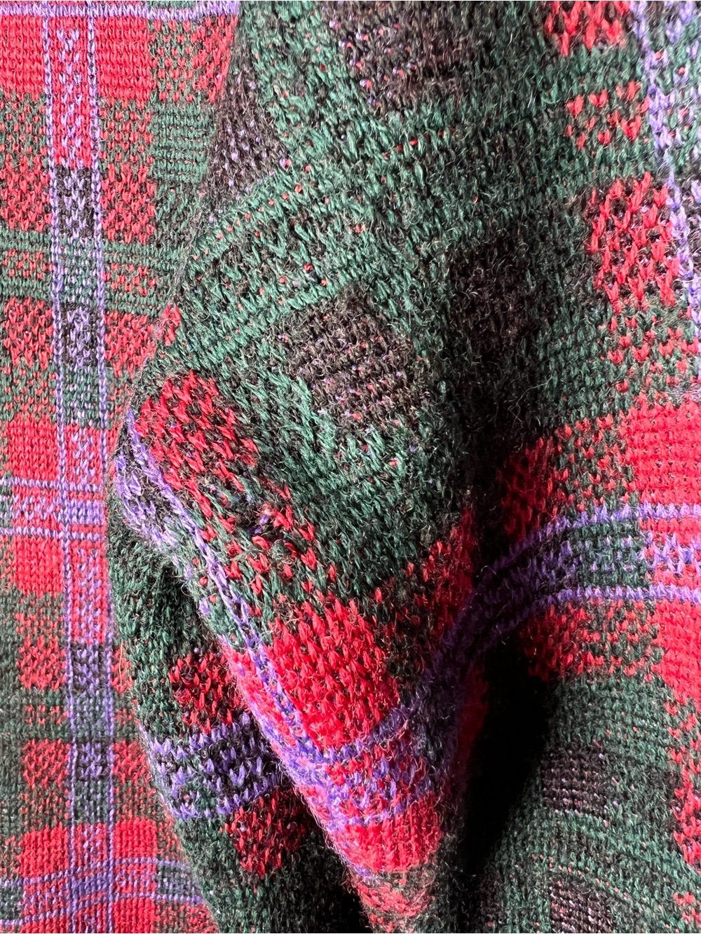 Vintage 100% Wool Cardigan Plaid Nordic Red Green Gold Buttons Size M Old Money - Picture 12 of 13